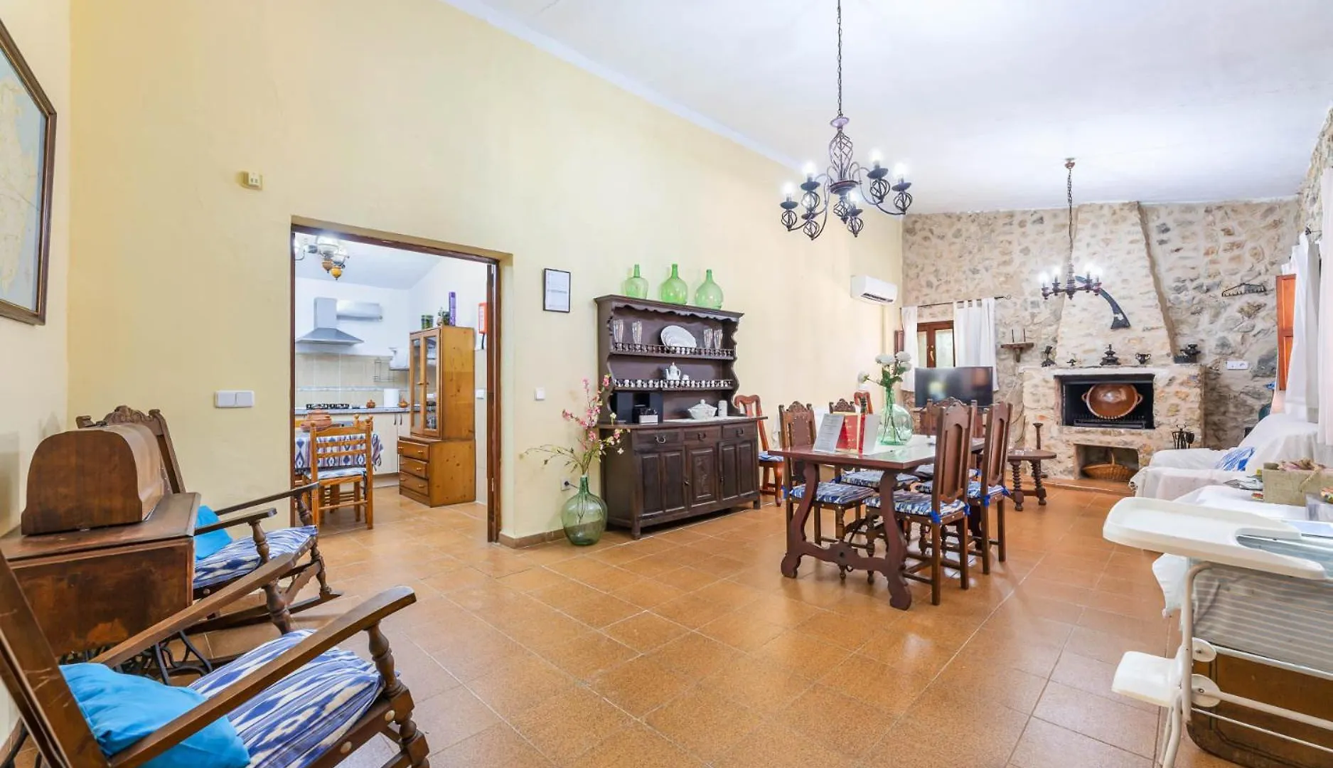Finca Can Calistro Villa 0*, Inca (Mallorca)
